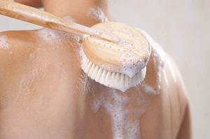 脂肪吸引の安全性と信頼性を確認！選び方とポイントを解説